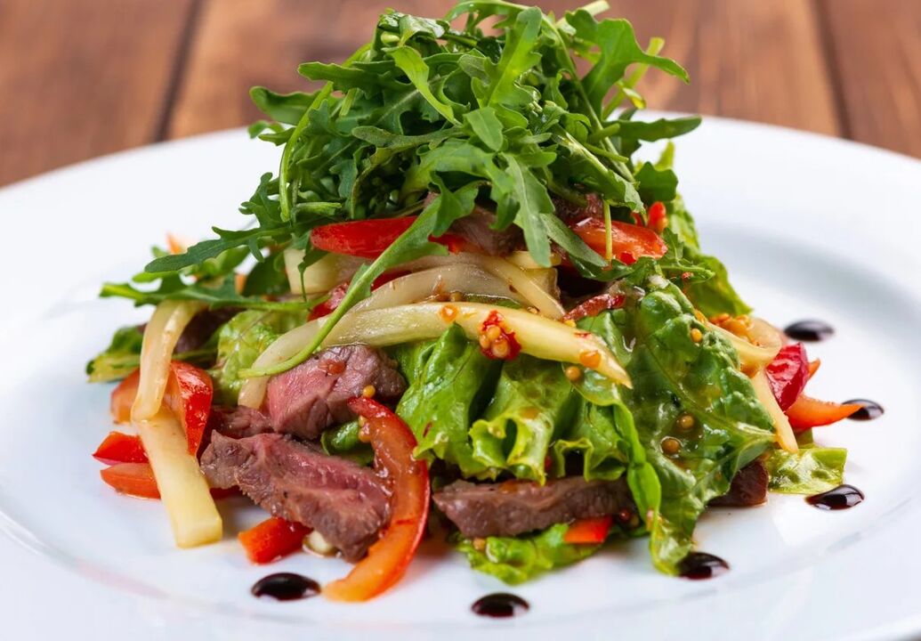 Insalata di vitello e verdura