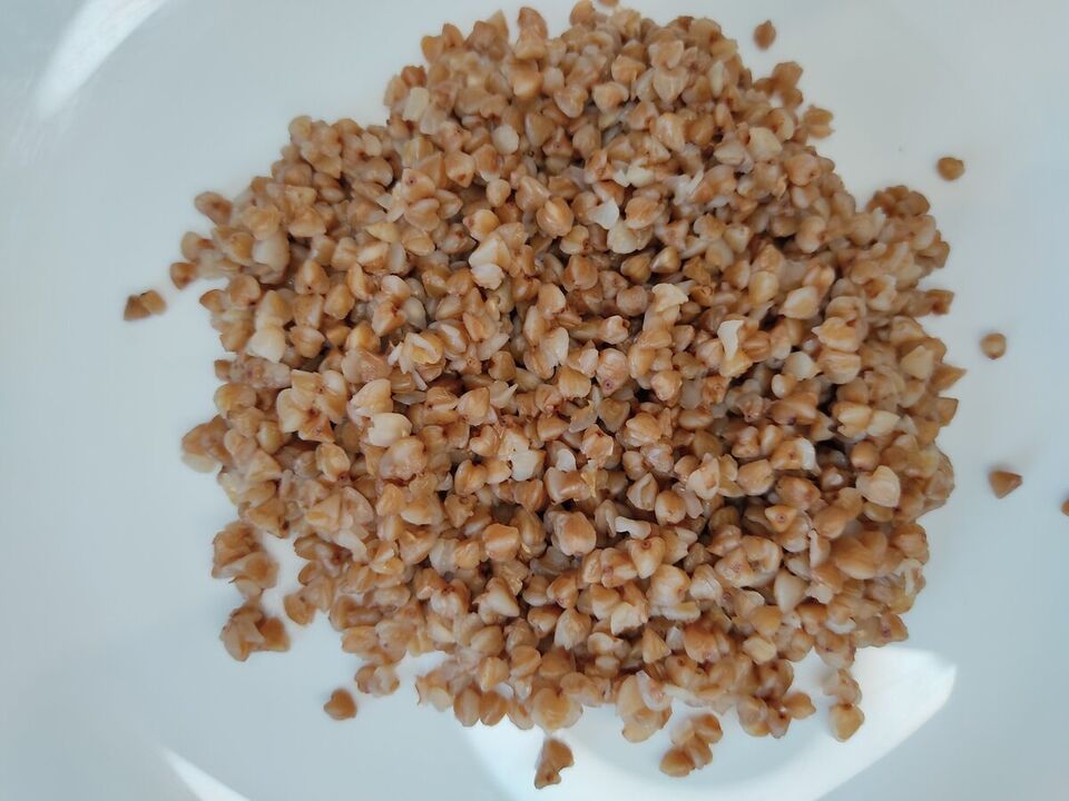 il porridge di grano saraceno per la dieta è il più