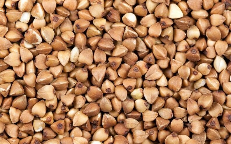 Il grano saraceno è un cereale a basso contenuto di carboidrati, importante per perdere peso
